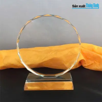 Kỷ niệm chương thủy tinh hình tròn