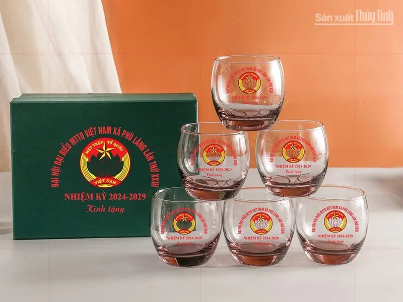 Quà Tết ý nghĩa cho nhân viên