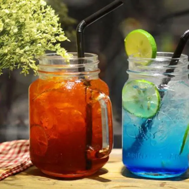 Quà tặng thủy tinh cho doanh nghiệp mua ở đâu ? xu hướng tặng như thế nào tại tpchm ?
