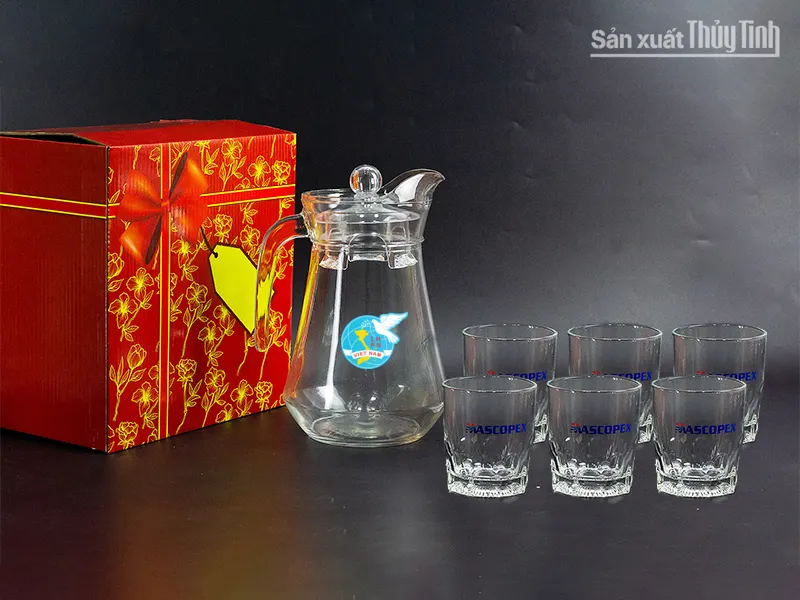 Quà Tết tặng khách hàng