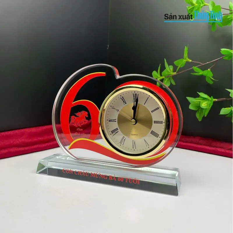 Bộ biểu trưng thủy tinh dáng số