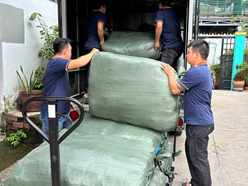 Đội ngũ nhân viên chuyên nghiệp, tận tình