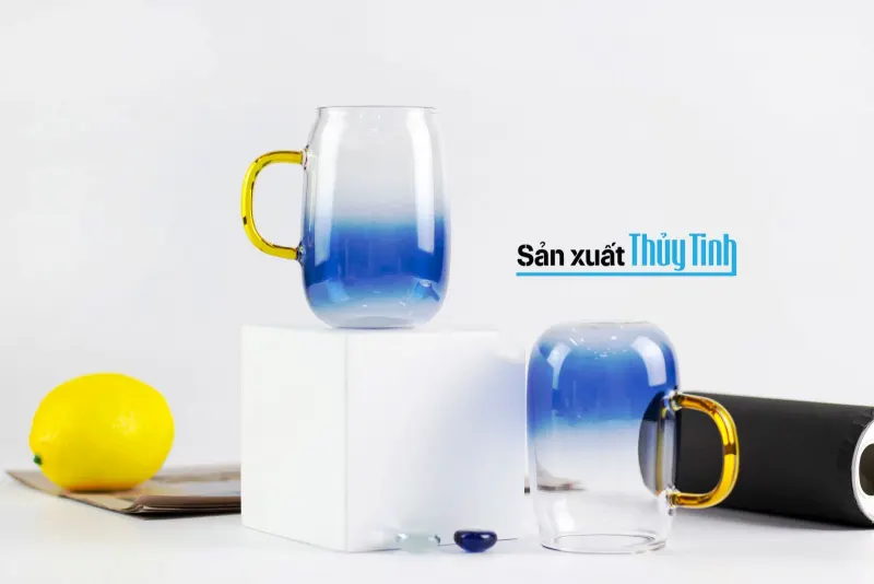 in cốc thủy tinh  theo yêu cầu