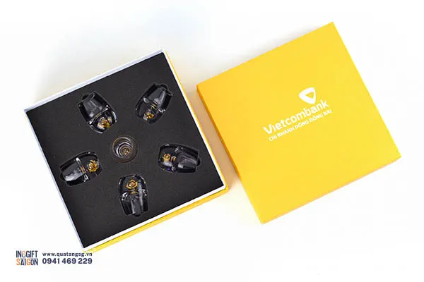 Bộ ly uống rượu vang pha lê mua ở đâu ? giá bán bao nhiêu tiền ?