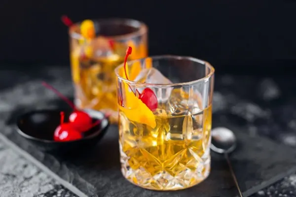 Các mẫu ly uống nước thủy tinh, bộ ly thủy tinh 6 cái giá rẻ in logo làm quà tặng khuyến mãi | Xưởng thủy tinh Sáng Tạo Việt