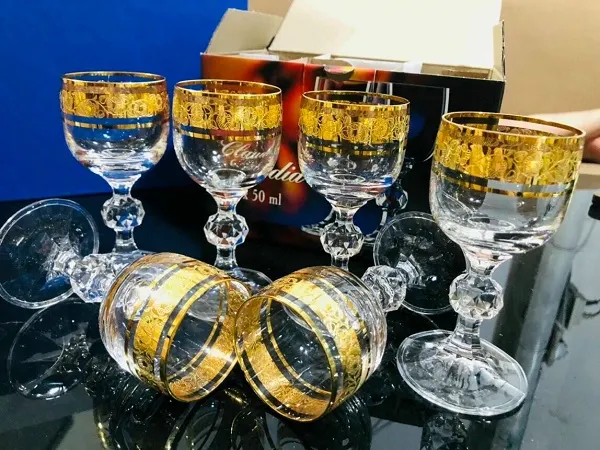 Quà tặng 8-3 cho nhân viên nữ