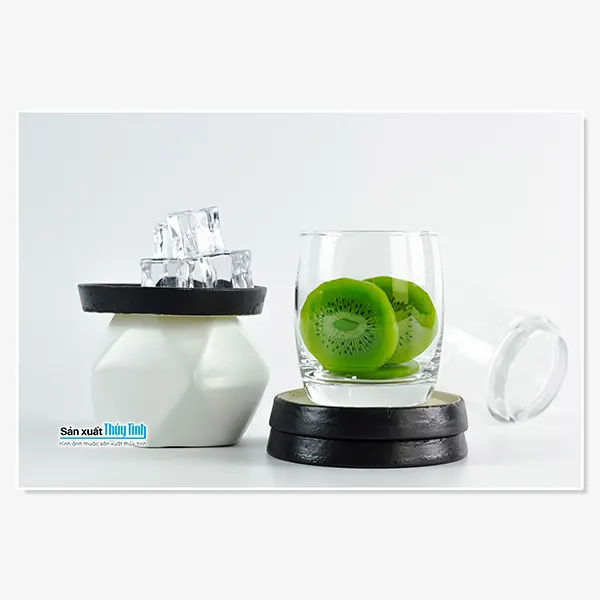 Quà tặng sinh nhật dưới 200k từ thủy tinh cho công nhân viên công ty doanh nghiệp