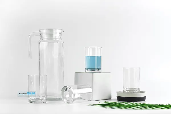Bộ bình thủy tinh 4 ly in logo mua ở đâu?
