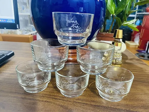 Các mẫu ly uống nước thủy tinh, bộ ly thủy tinh 6 cái giá rẻ in logo làm quà tặng khuyến mãi | Xưởng thủy tinh Sáng Tạo Việt