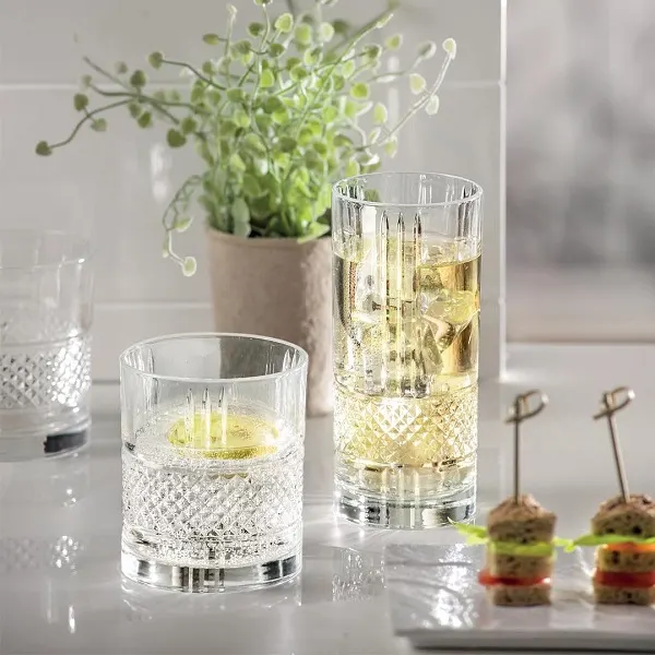 Top 10 quà tặng 20/10 dành cho công nhân viên công ty, doanh nghiệp, xí nghiệp
