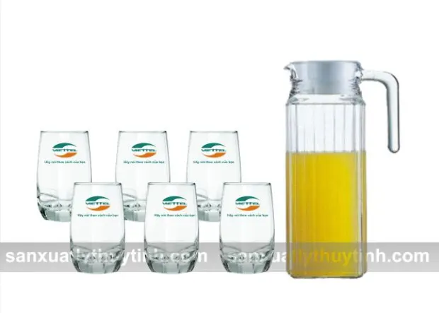 Giải pháp quà tặng 30/4, 1/5 cho công nhân viên từ thủy tinh
